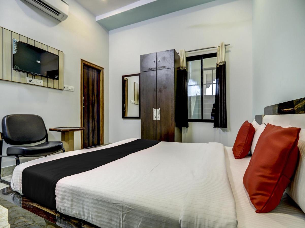 Capital O 72337 Hotel Konkan Tadka Мумбаи Экстерьер фото